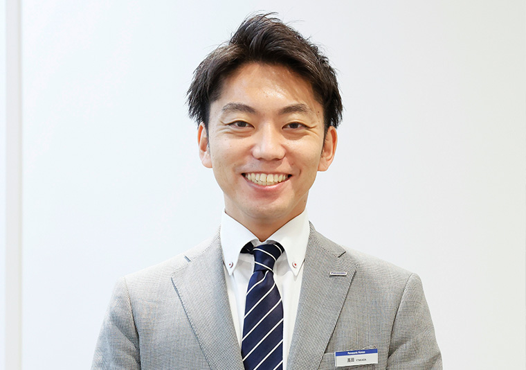 兼光さんとの仕様決めも終盤に差し掛かり、打ち合わせ頻度も頻繁に。「兼光さまのこれからの人生を共にする家づくりに関われて光栄です！」と東京支社の高田。