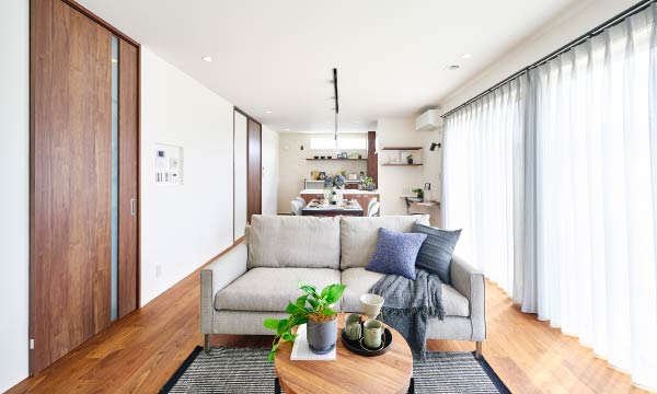 20-7号地内観写真