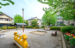 日吉町ひよし子公園