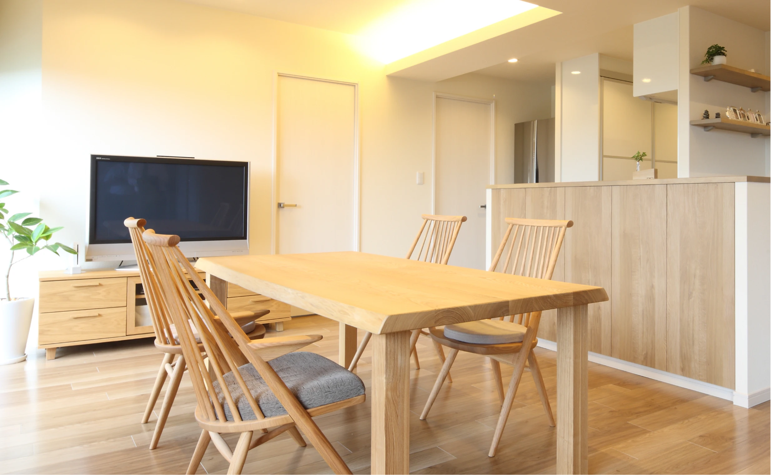 写真：リビング・ダイニング・キッチン