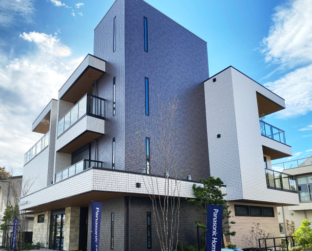 立川多層階展示場