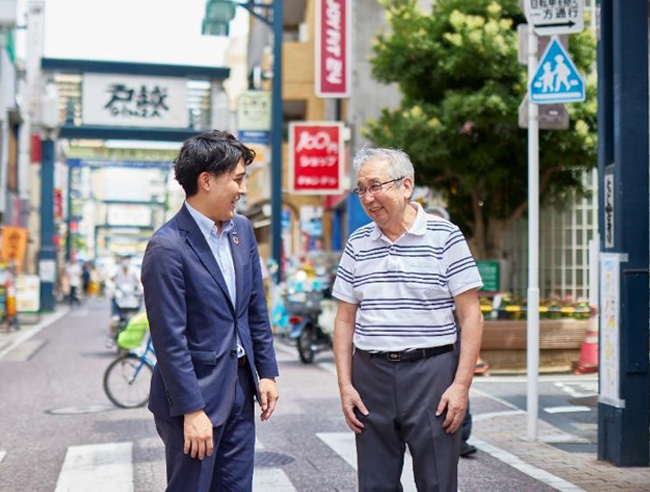 パナソニック ホームズ株式会社 戸越不燃化プロジェクト リーダー 山中 滉生/戸越銀座商店街連合会 会長 山村 俊雄さん